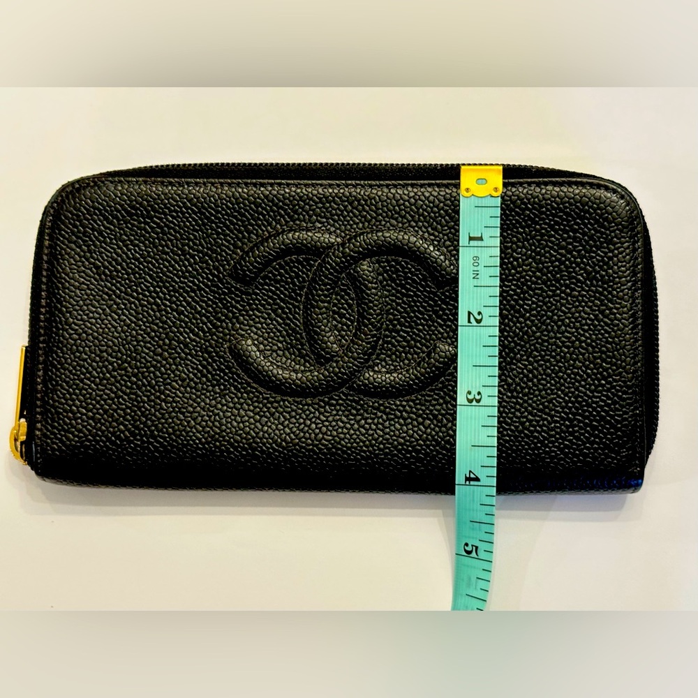 CHANEL Black Caviar Leather Zip-Around Wallet with Gold-Tone Hardware - Picture 4 of 13